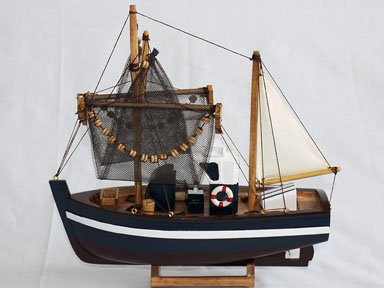 CASW44183 WOODEN TRAWLER