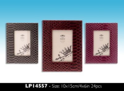 LP14557 LEATHERETTE FRAME