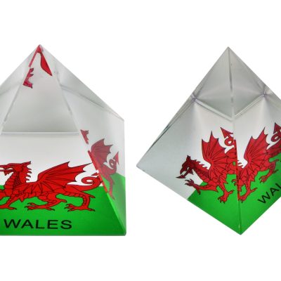 WALES DRAGON GLASS PYRAMID 6CM